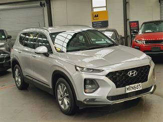 2020 Hyundai Santa Fe - Thumbnail