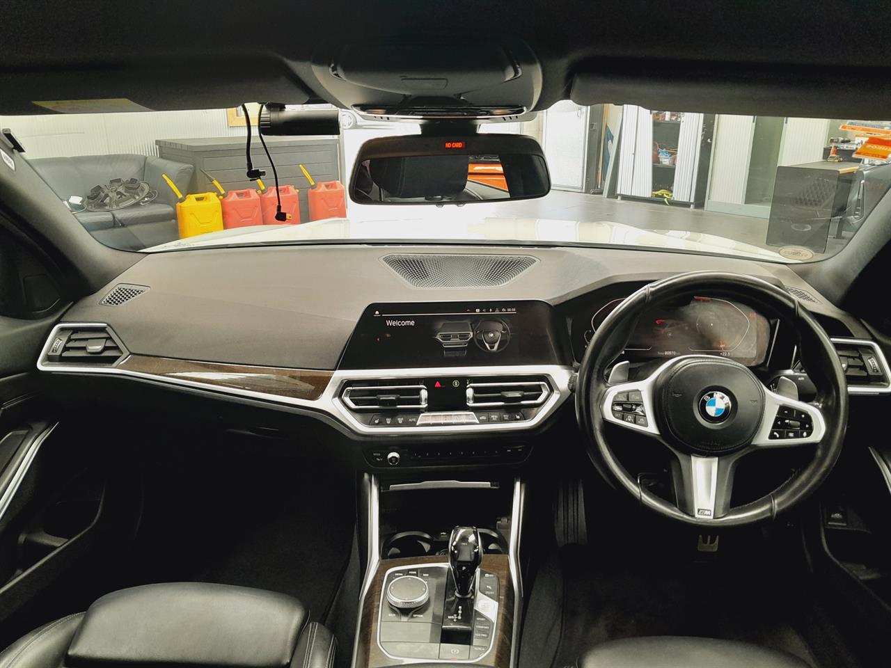 2019 BMW 320i