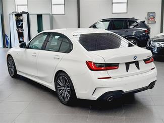 2019 BMW 320i - Thumbnail