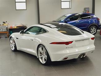 2015 Jaguar F-Type - Thumbnail