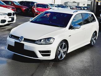 2017 Volkswagen Golf - Thumbnail