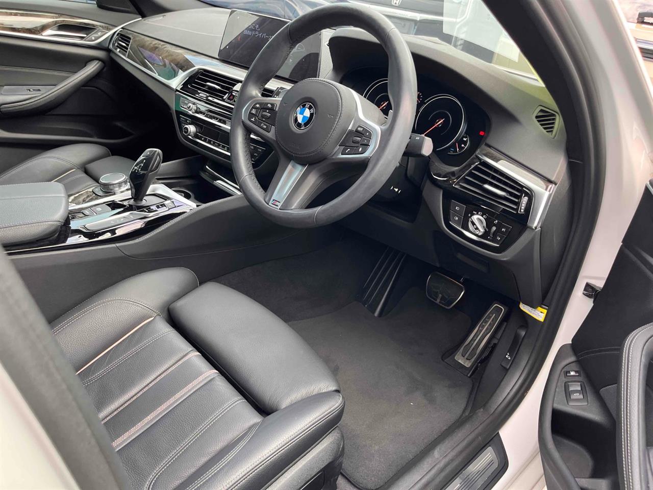 2017 BMW 530e