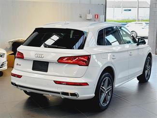 2019 Audi SQ5 - Thumbnail