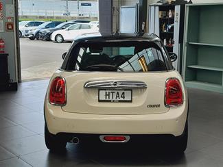 2014 Mini Cooper - Thumbnail