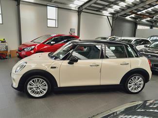 2014 Mini Cooper - Thumbnail