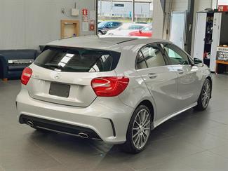 2015 Mercedes-Benz A 180 - Thumbnail