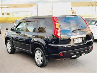 2010 Nissan X-Trail - Thumbnail