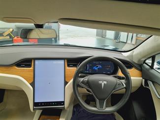 2019 Tesla Model S - Thumbnail