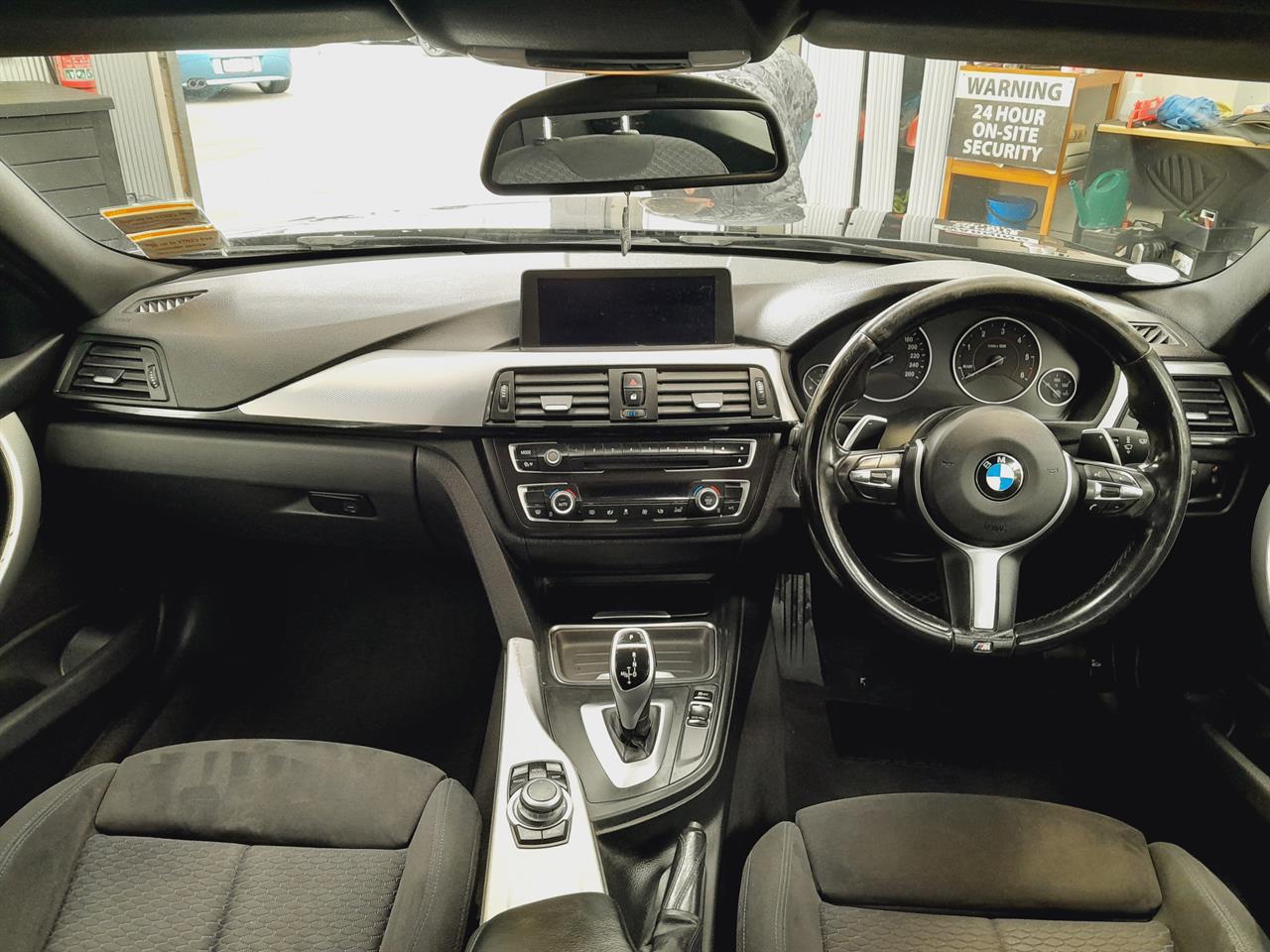 2012 BMW 320d