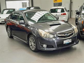 2011 Subaru Legacy - Thumbnail