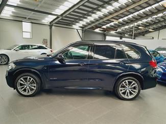 2019 BMW X5 - Thumbnail