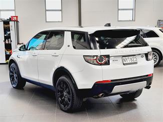 2017 Land Rover Discovery Sport - Thumbnail