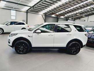 2017 Land Rover Discovery Sport - Thumbnail