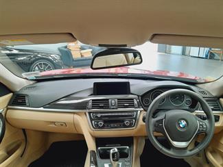 2013 BMW 320i - Thumbnail