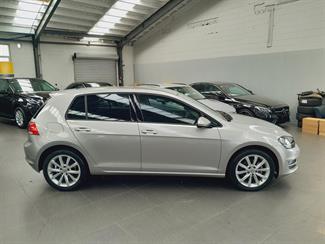 2013 Volkswagen Golf - Thumbnail