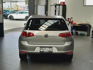 2013 Volkswagen Golf - Thumbnail