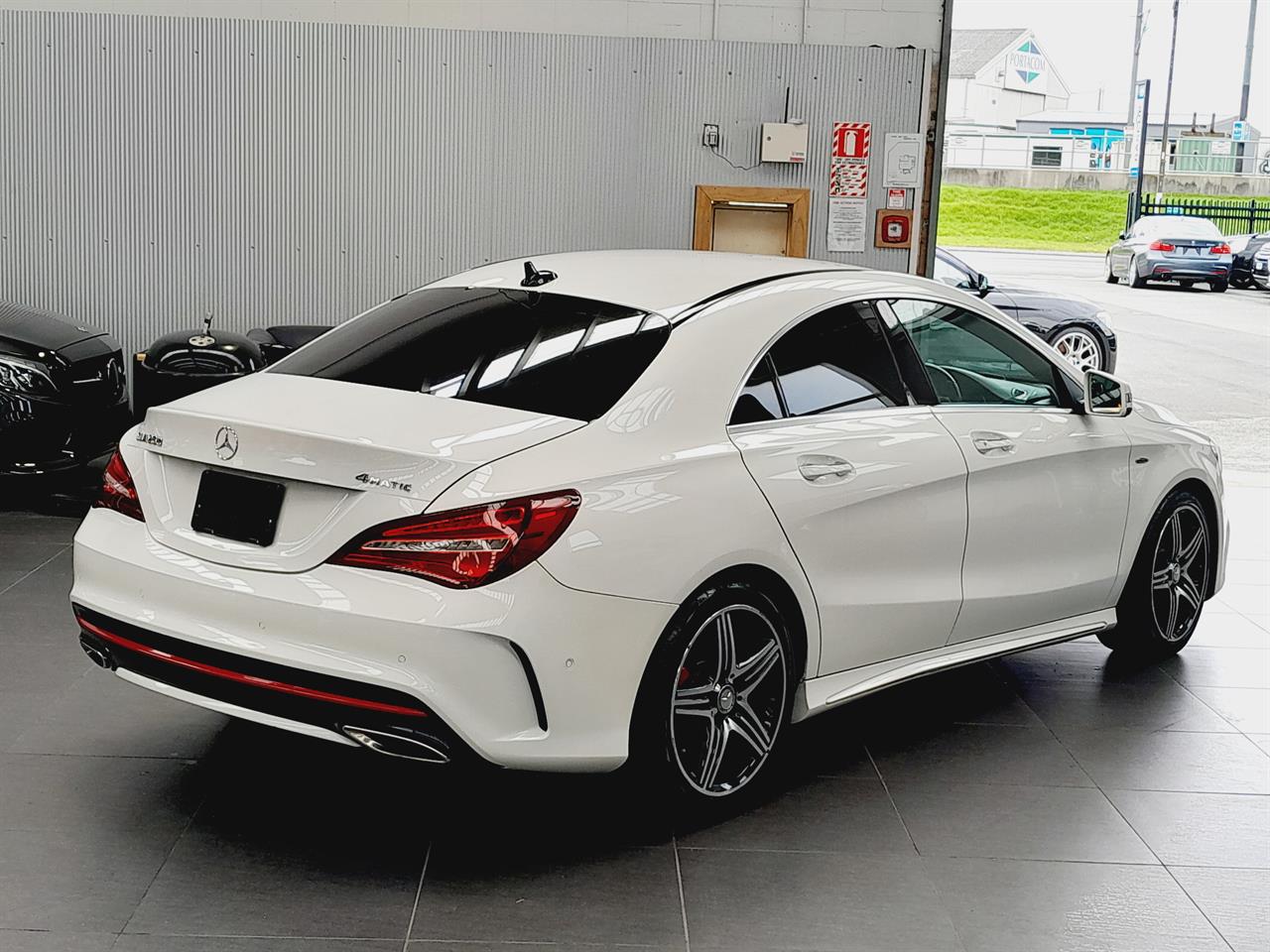 2017 Mercedes-Benz CLA 250