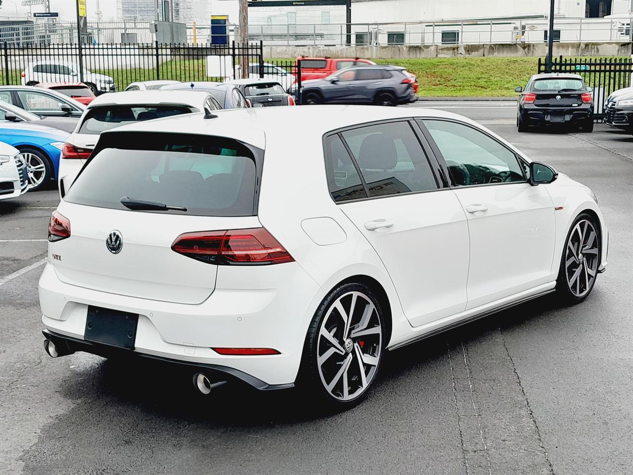 2017 Volkswagen Golf