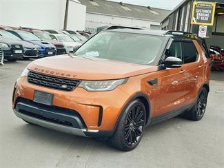 2017 Land Rover Discovery - Thumbnail