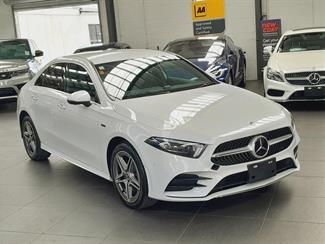 2021 Mercedes-Benz A 250 e - Thumbnail