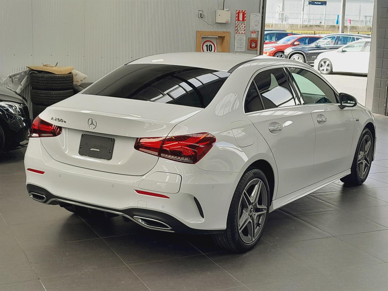 2021 Mercedes-Benz A 250 e