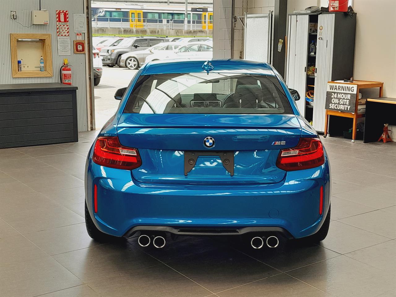 2017 BMW M2