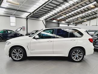 2017 BMW X5 - Thumbnail