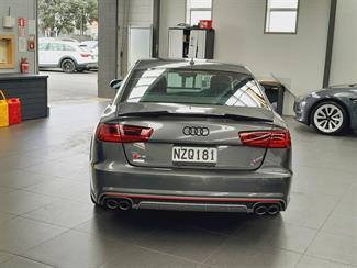 2015 Audi S6 - Thumbnail