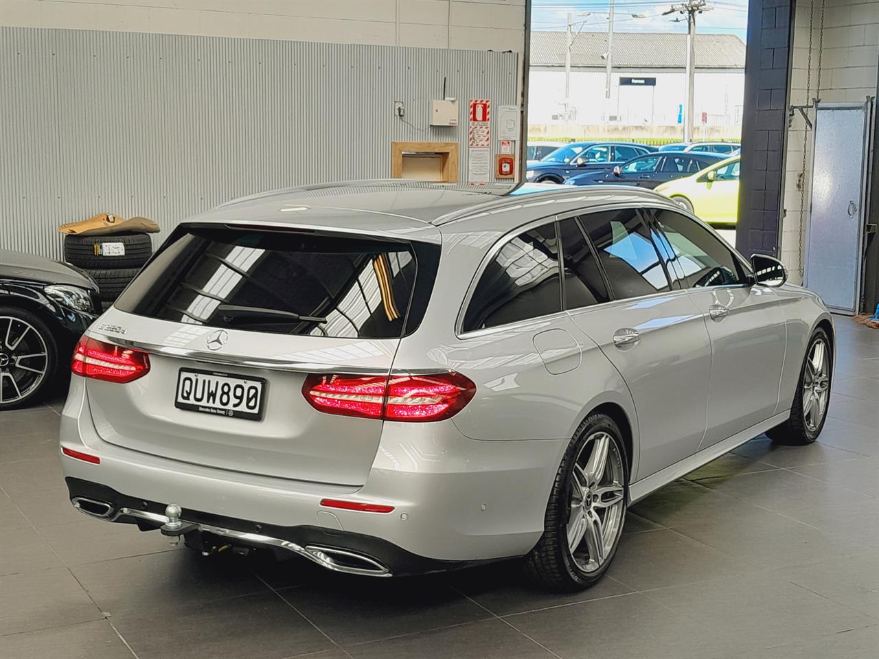 2019 Mercedes-Benz E 220