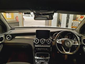 2016 Mercedes-Benz GLC 250 - Thumbnail