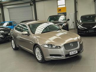 2011 Jaguar XF - Thumbnail