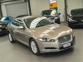 2011 Jaguar XF - Thumbnail