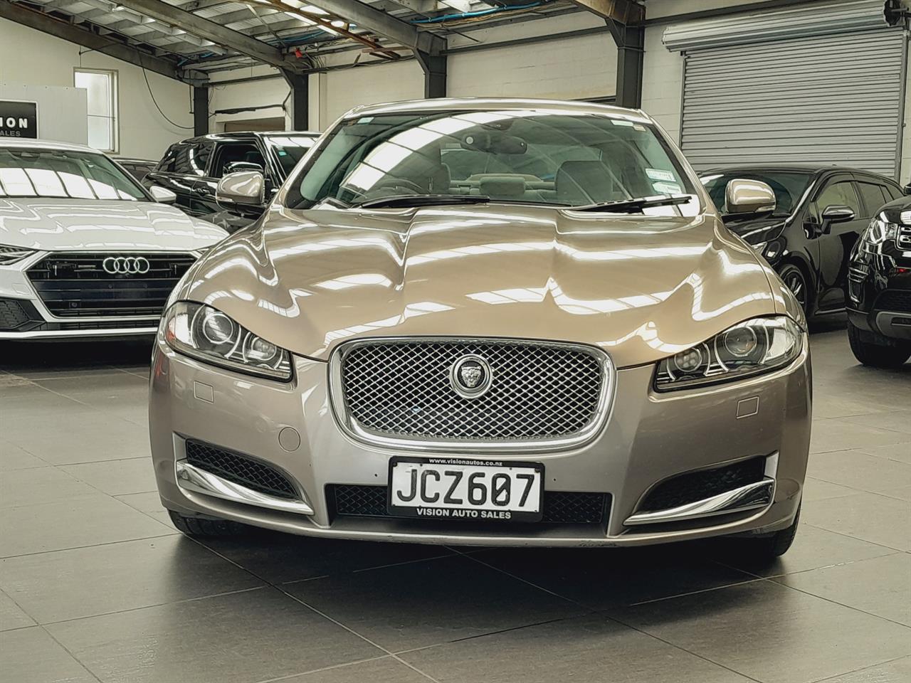 2011 Jaguar XF