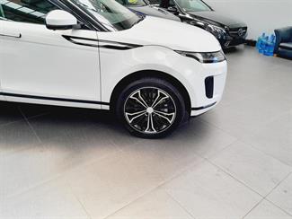 2019 Land Rover Range Rover Evoque - Thumbnail