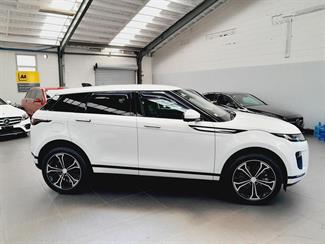 2019 Land Rover Range Rover Evoque - Thumbnail