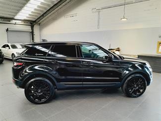 2018 Land Rover Range Rover Evoque - Thumbnail