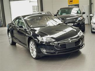 2014 Tesla Model S - Thumbnail