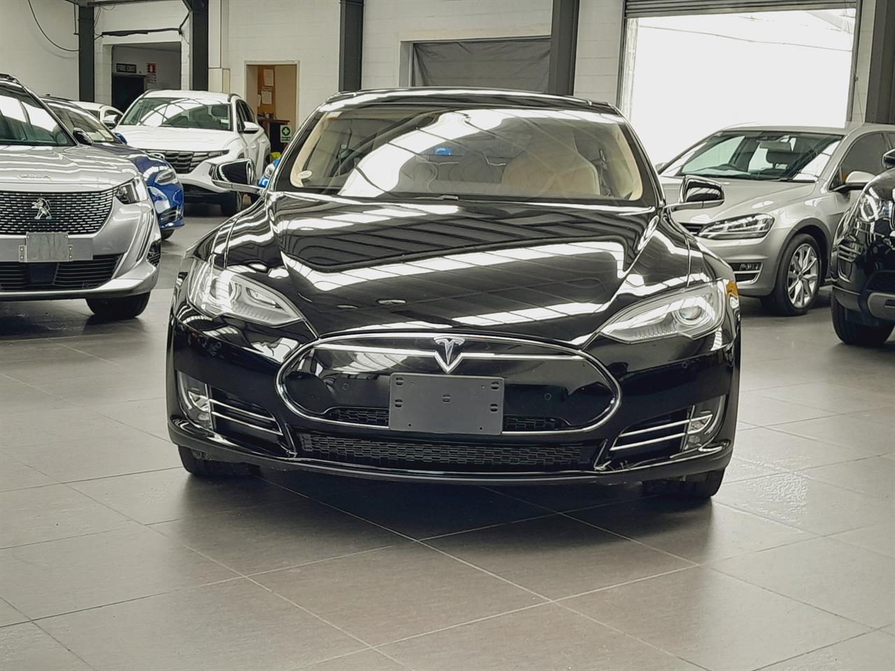 2014 Tesla Model S