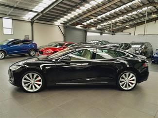 2014 Tesla Model S - Thumbnail