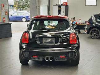 2015 Mini Cooper - Thumbnail