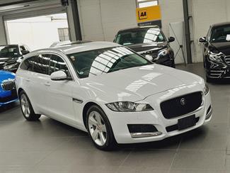 2020 Jaguar XF - Thumbnail