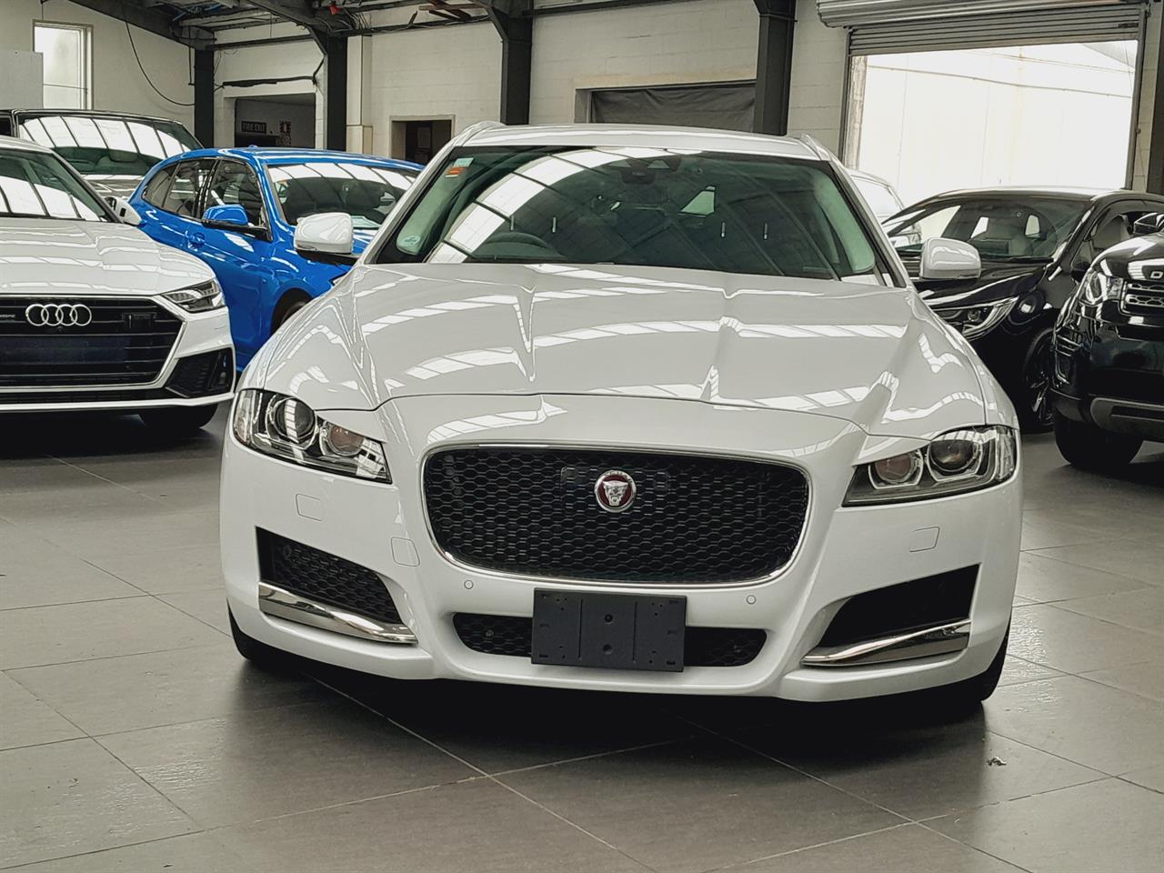 2020 Jaguar XF