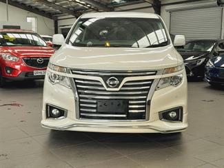 2018 Nissan Elgrand - Thumbnail