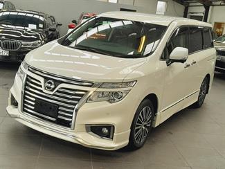 2018 Nissan Elgrand - Thumbnail