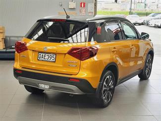 2023 Suzuki Vitara - Thumbnail