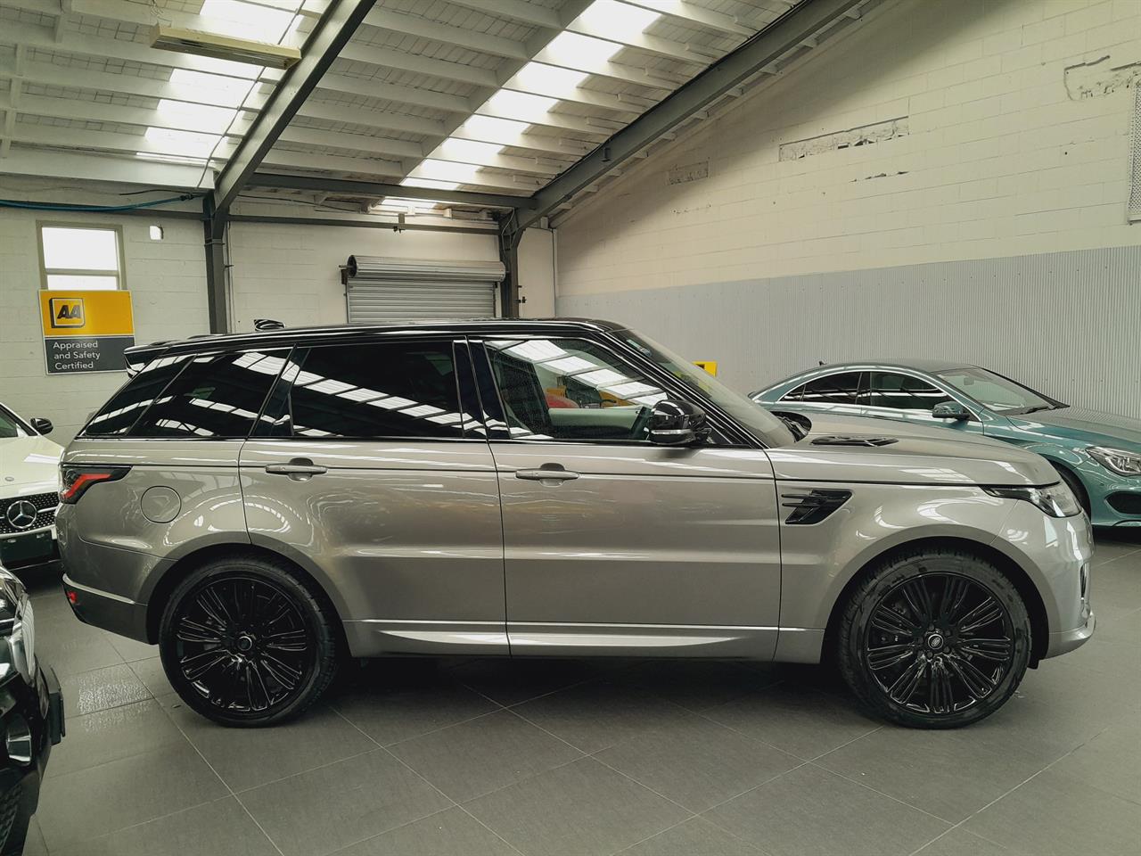 2019 Land Rover Range Rover Sport