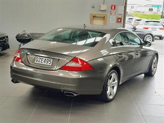 2009 Mercedes-Benz CLS 320 - Thumbnail