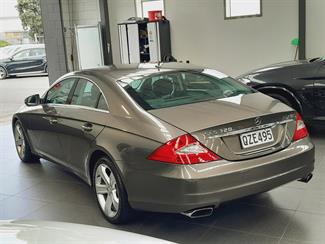 2009 Mercedes-Benz CLS 320 - Thumbnail