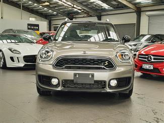 2017 Mini Countryman - Thumbnail