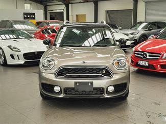 2017 Mini Countryman - Thumbnail